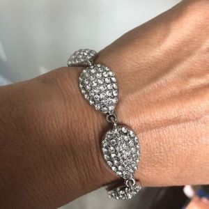 Crystal Teardrop Magnetic Clasp Bracelet